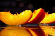 Small_peach_slices
