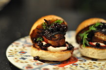 Small_pork_belly_slider
