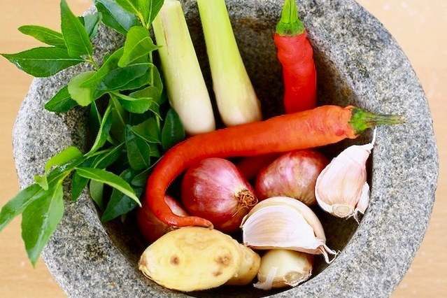 Medium_southeast_asian_spices