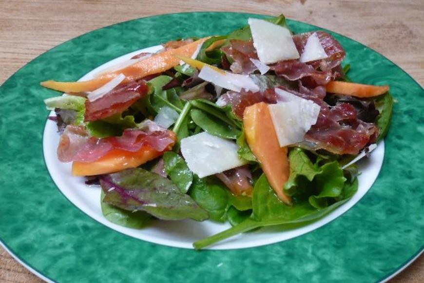 Large_supper-club-london-crispy-parma-ham-papaya-salad-elderflower-dressing