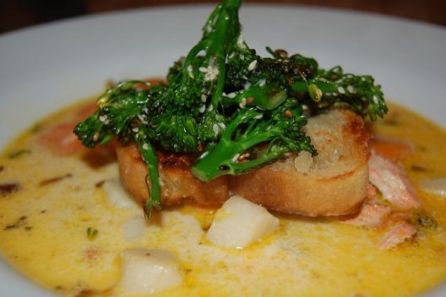 Large_salmon_chowder